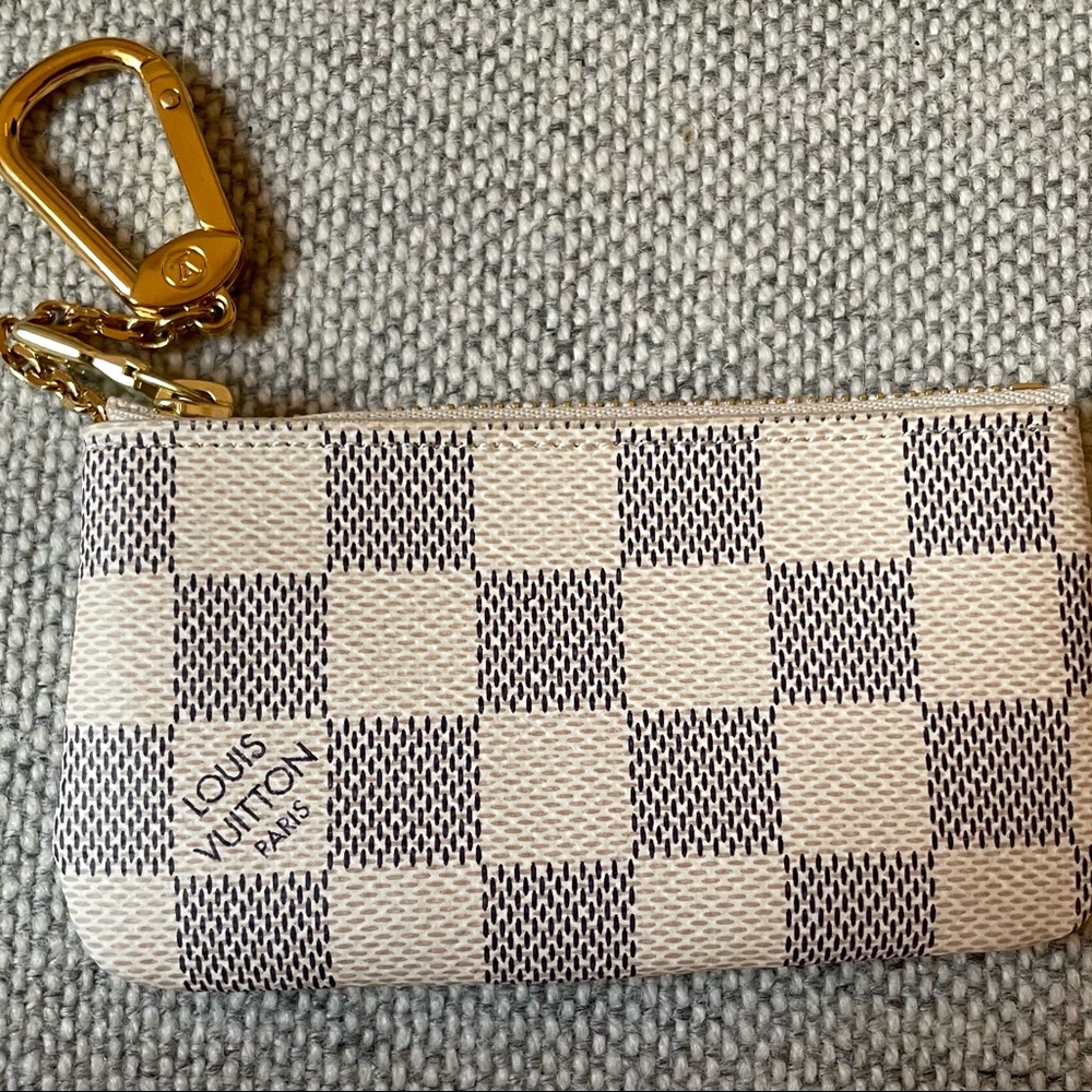 SOLD Authentic Louis Vuitton Cles Damier Azur - Picture 5 of 11